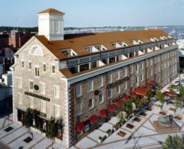 Bay Club And 4* Tour de Newport